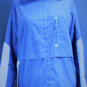 Womans Reversible Jacket (50A) preowned no worn or torn areas clean smoke free